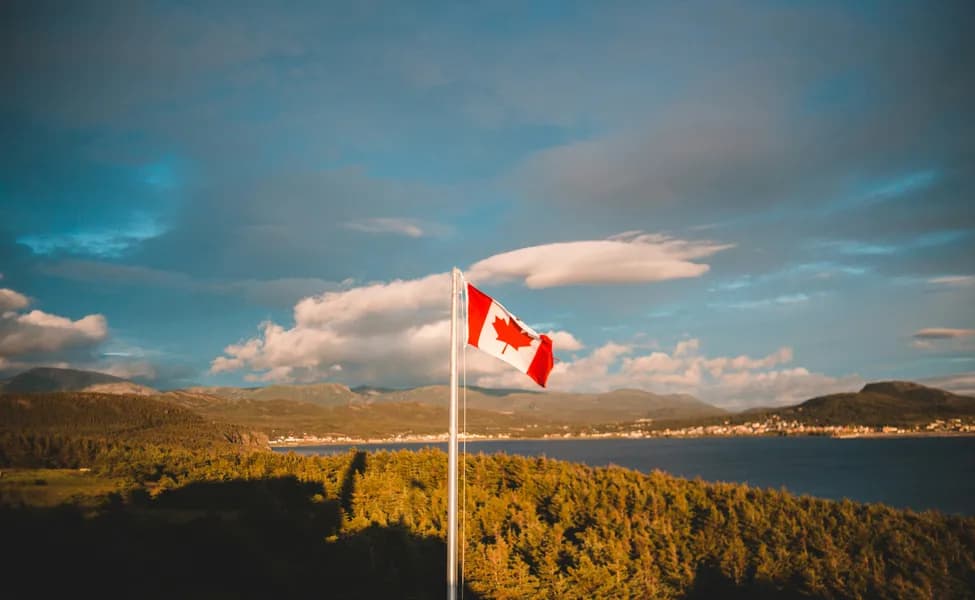 Первый отбор августа: как IRCC продолжает курс на номинированных провинциями